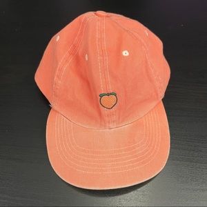 unif peach hat 🍑